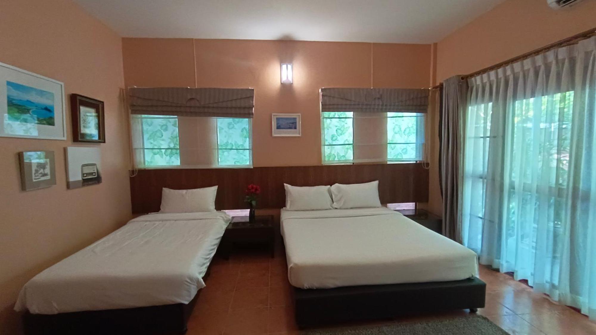 The Monkey Resort Donheang Pracsuap Khirikhan Kültér fotó